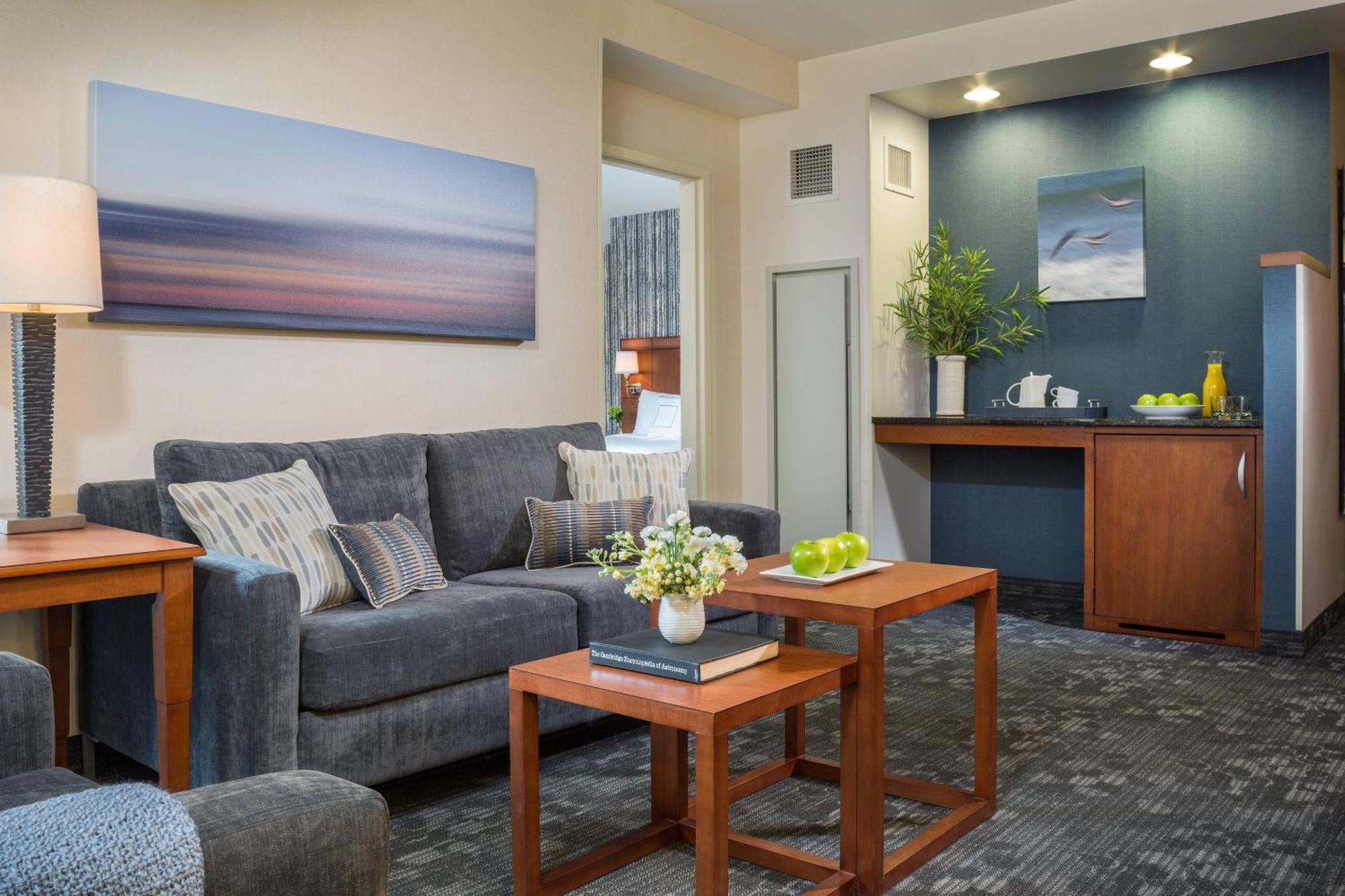 Courtyard Burlington Harbor Exterior foto
